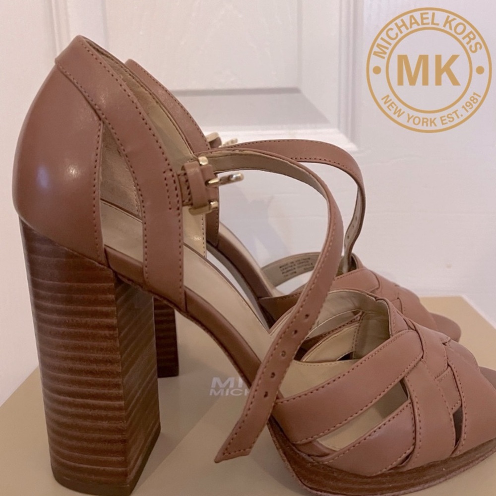 Michael Kors Anneliese platform leather shoes - Picture 1 of 7